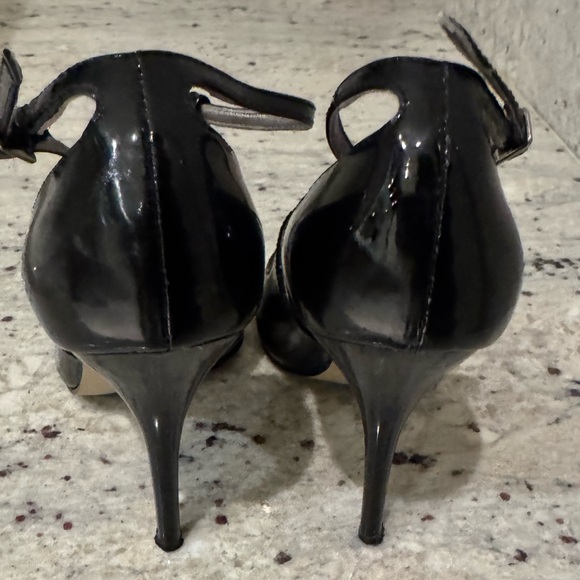 Guess Peep -Toe Pump Black Patent Stiletto  Sz 6 - Picture 15 of 17